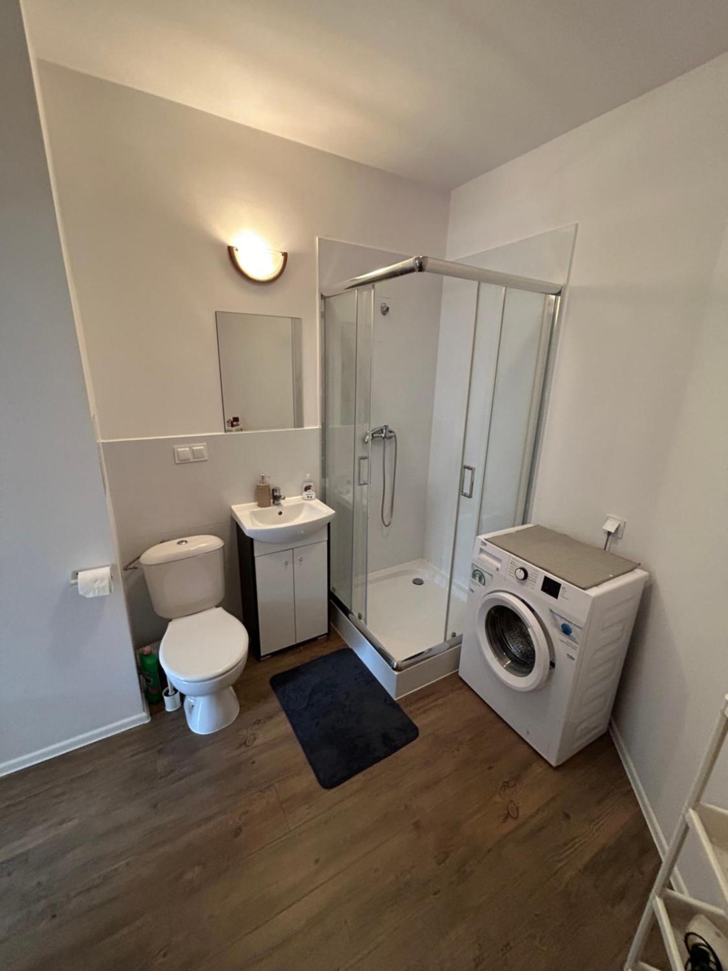 Dworska Apartamento Józefów Exterior foto