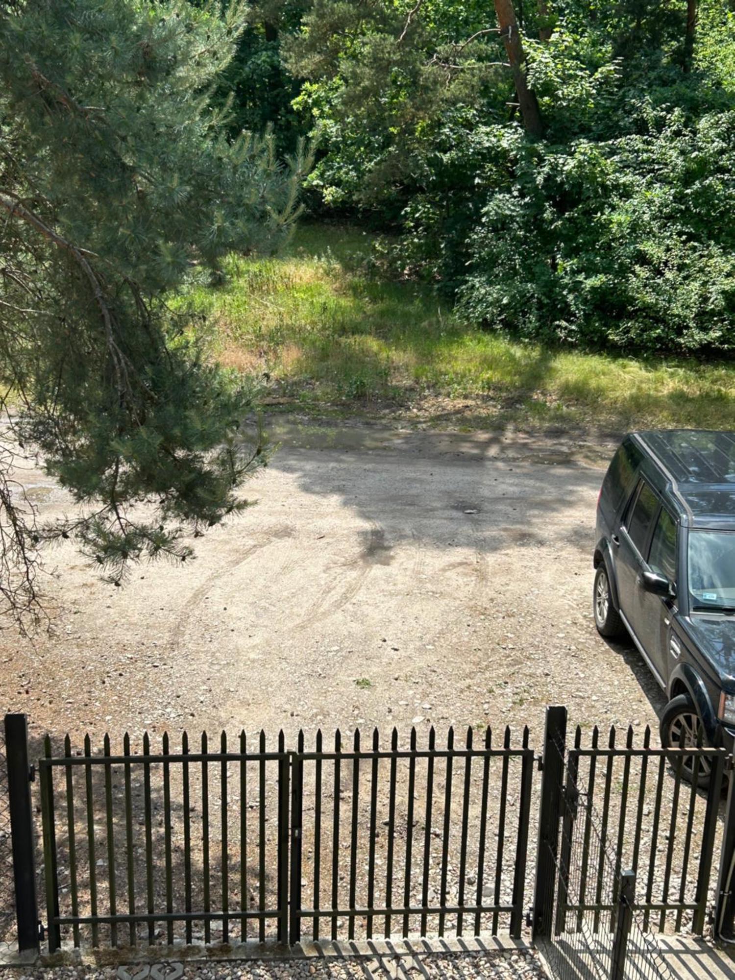 Dworska Apartamento Józefów Exterior foto